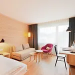 Weisses Kreuz 호텔 4*