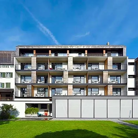 Weisses Kreuz 4*