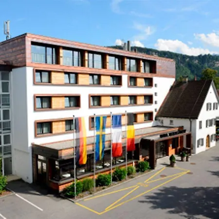 Hotel Weisses Kreuz 4*
