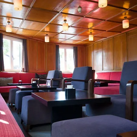 Hotel Weisses Kreuz 4*