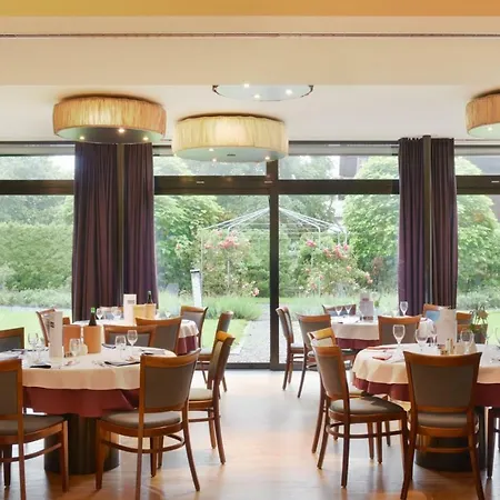 Weisses Kreuz Hotel 4*